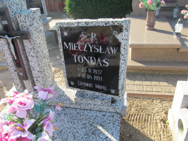 Mieczysław Tondaś 1937 Cielcza - Grobonet - Wyszukiwarka osób pochowanych