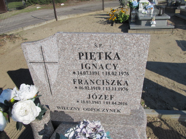 Józef Piętka 1943 Cielcza - Grobonet - Wyszukiwarka osób pochowanych